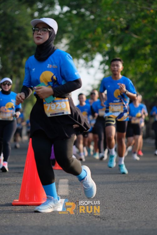 Race photo from Isoplus Run 2024 Surabaya