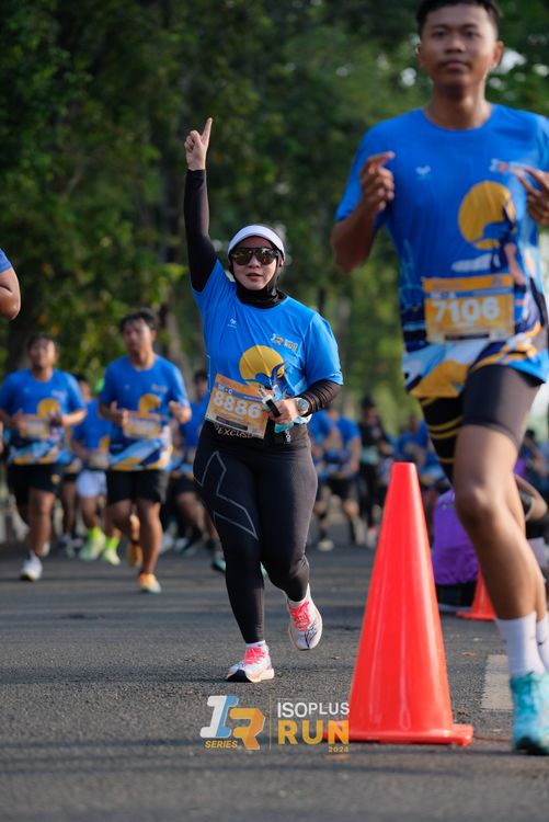 Race photo from Isoplus Run 2024 Surabaya