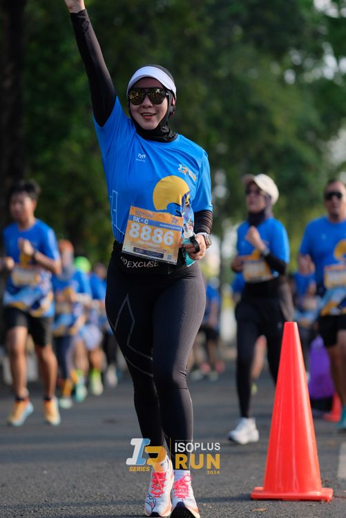 Race photo from Isoplus Run 2024 Surabaya
