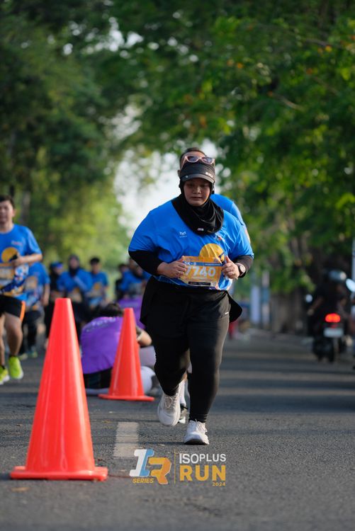 Race photo from Isoplus Run 2024 Surabaya