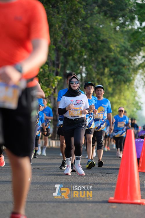 Race photo from Isoplus Run 2024 Surabaya