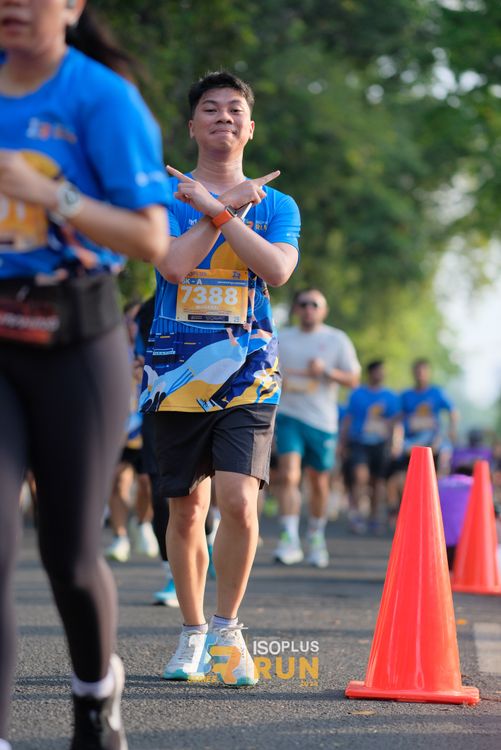 Race photo from Isoplus Run 2024 Surabaya