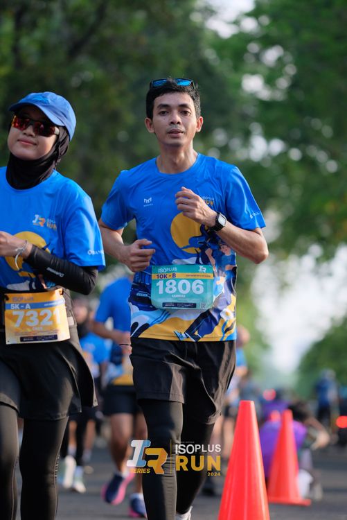 Race photo from Isoplus Run 2024 Surabaya