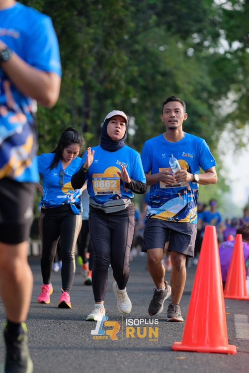 Race photo from Isoplus Run 2024 Surabaya