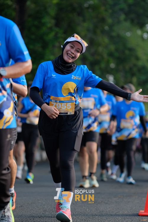 Race photo from Isoplus Run 2024 Surabaya