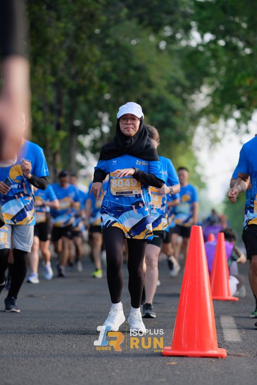 Race photo from Isoplus Run 2024 Surabaya