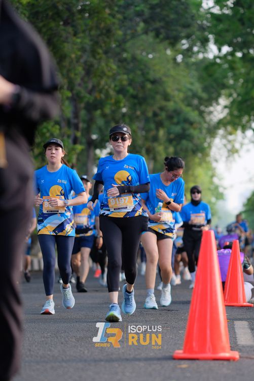 Race photo from Isoplus Run 2024 Surabaya