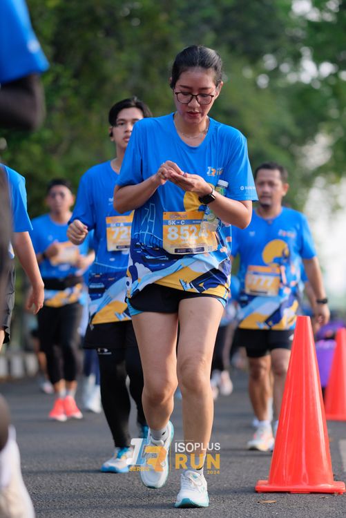 Race photo from Isoplus Run 2024 Surabaya