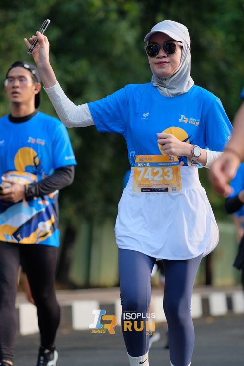 Race photo from Isoplus Run 2024 Surabaya