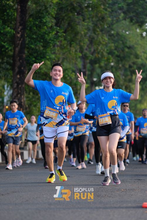 Race photo from Isoplus Run 2024 Surabaya