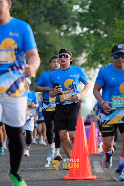 Race photo from Isoplus Run 2024 Surabaya