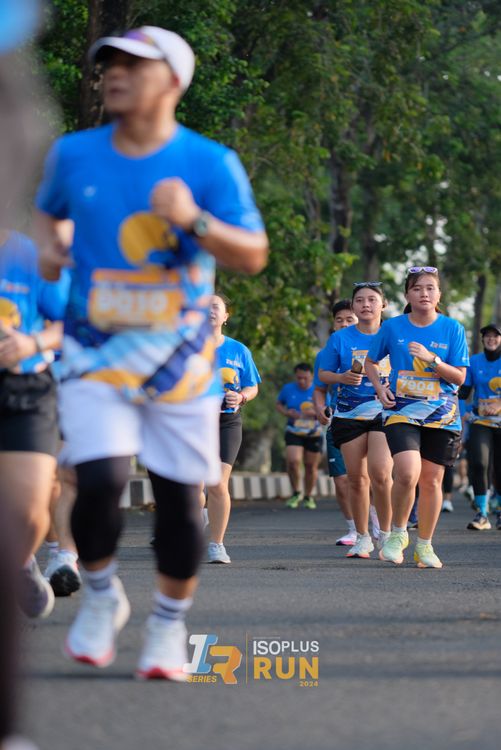 Race photo from Isoplus Run 2024 Surabaya