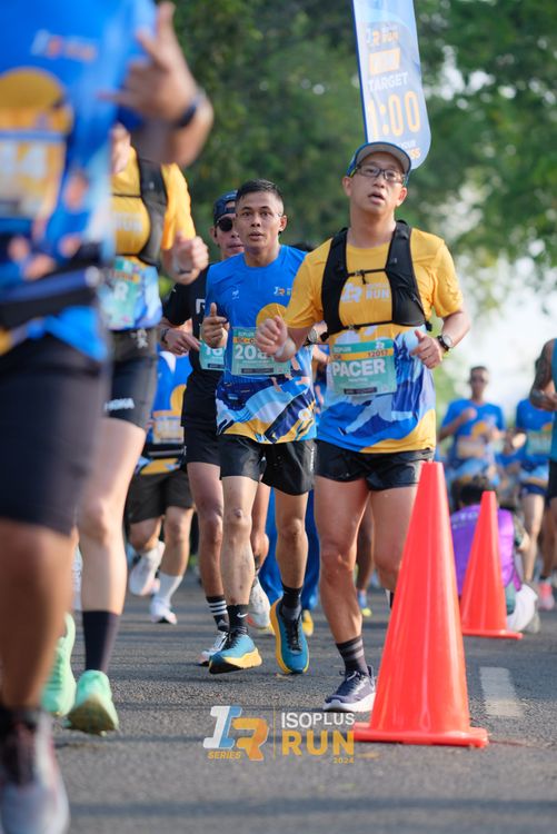 Race photo from Isoplus Run 2024 Surabaya