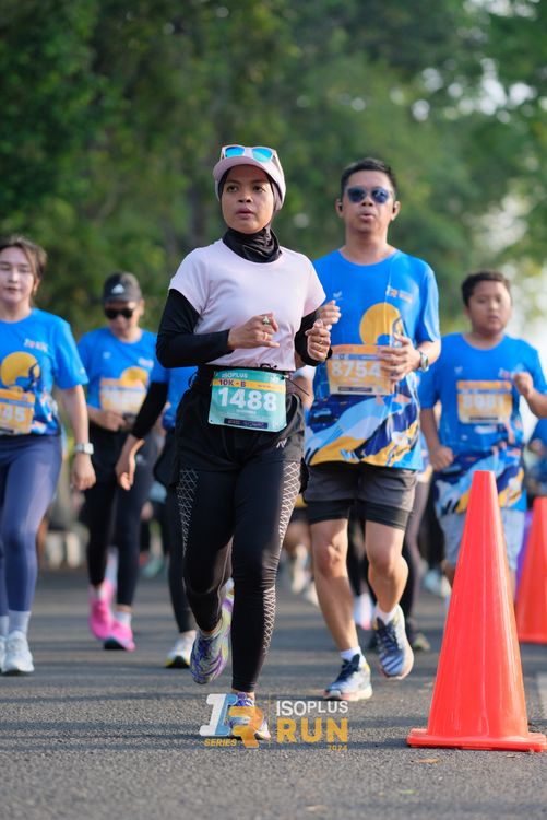 Race photo from Isoplus Run 2024 Surabaya