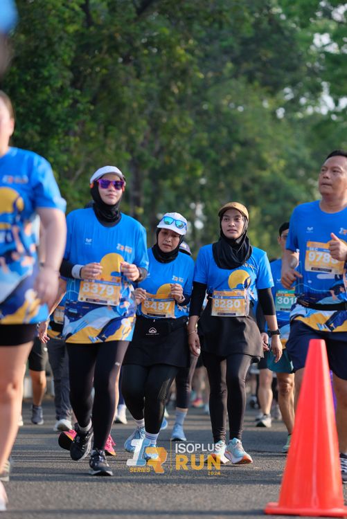 Race photo from Isoplus Run 2024 Surabaya