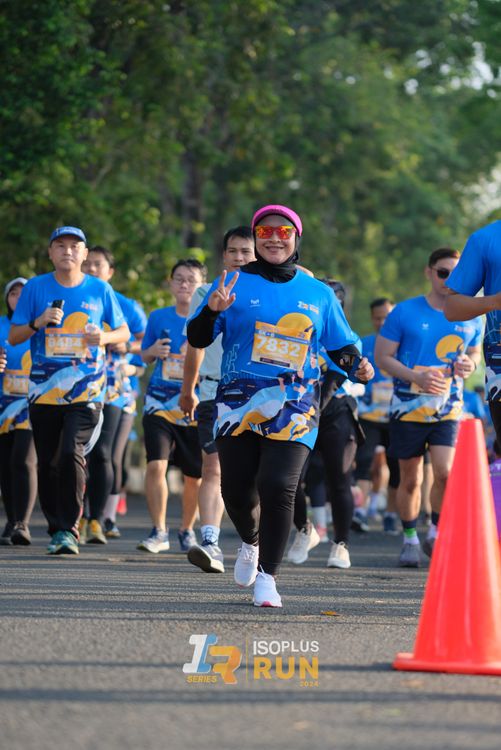 Race photo from Isoplus Run 2024 Surabaya