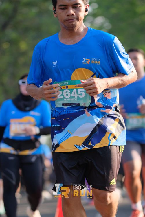 Race photo from Isoplus Run 2024 Surabaya
