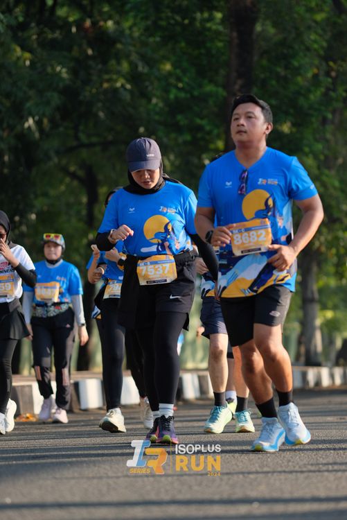 Race photo from Isoplus Run 2024 Surabaya