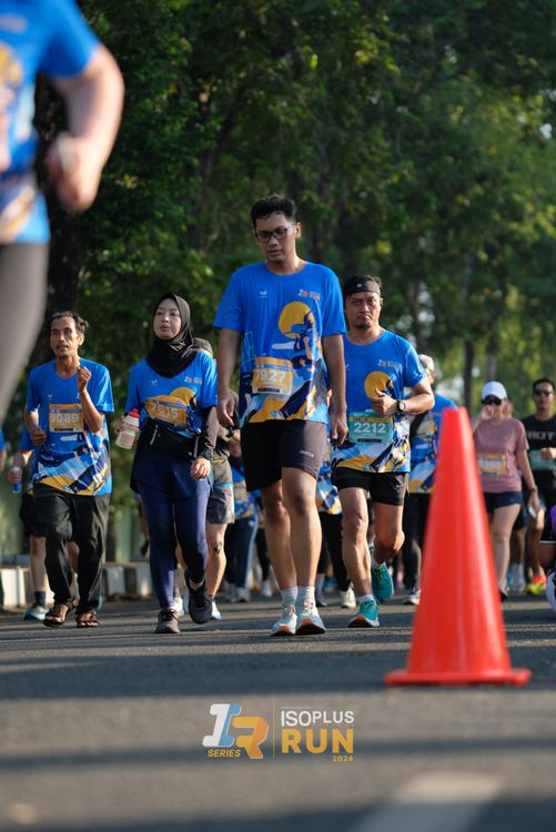 Race photo from Isoplus Run 2024 Surabaya