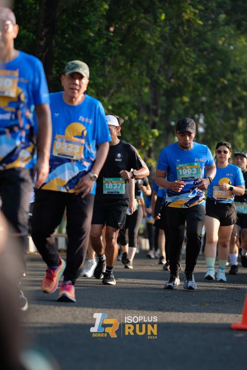Race photo from Isoplus Run 2024 Surabaya