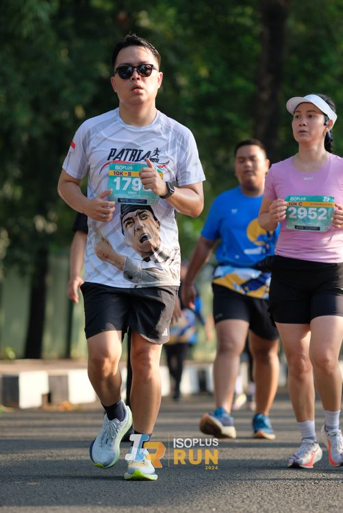 Race photo from Isoplus Run 2024 Surabaya