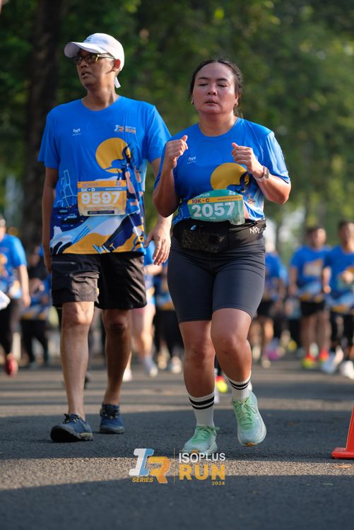 Race photo from Isoplus Run 2024 Surabaya