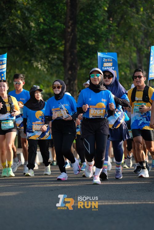 Race photo from Isoplus Run 2024 Surabaya