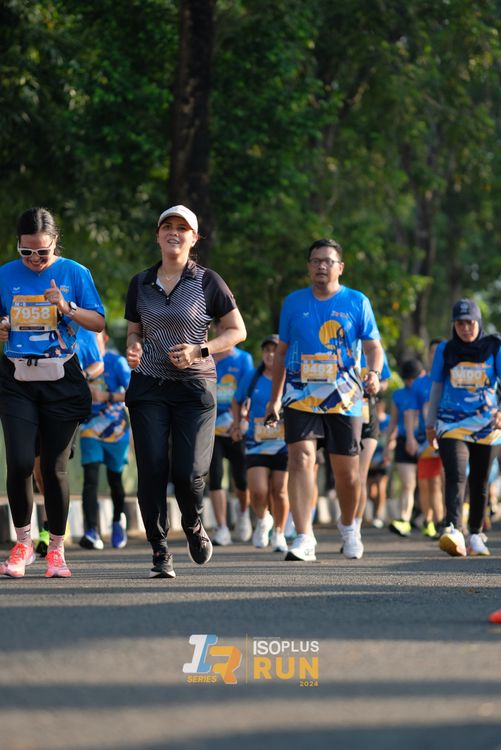 Race photo from Isoplus Run 2024 Surabaya