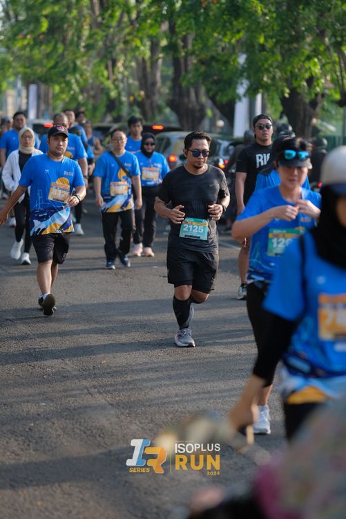 Race photo from Isoplus Run 2024 Surabaya