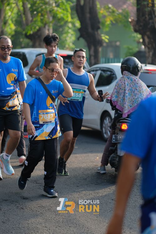 Race photo from Isoplus Run 2024 Surabaya