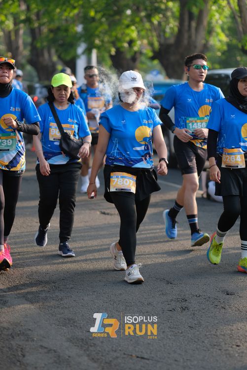 Race photo from Isoplus Run 2024 Surabaya