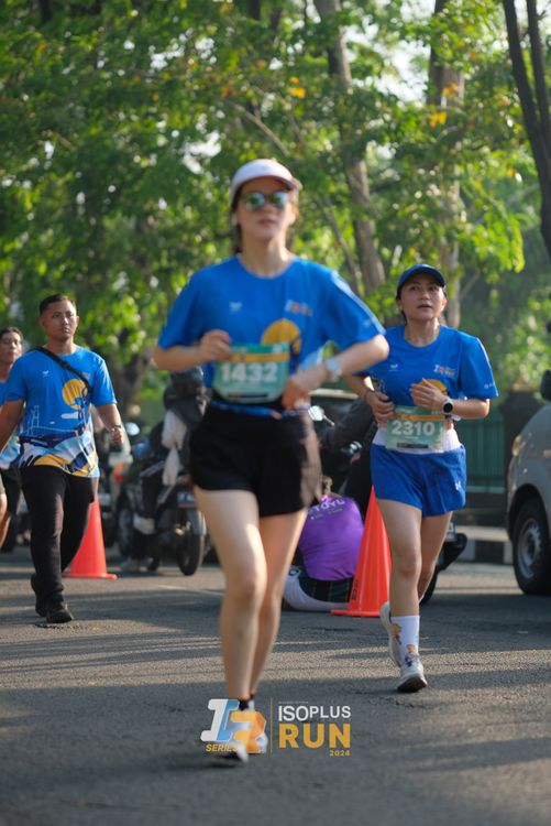 Race photo from Isoplus Run 2024 Surabaya