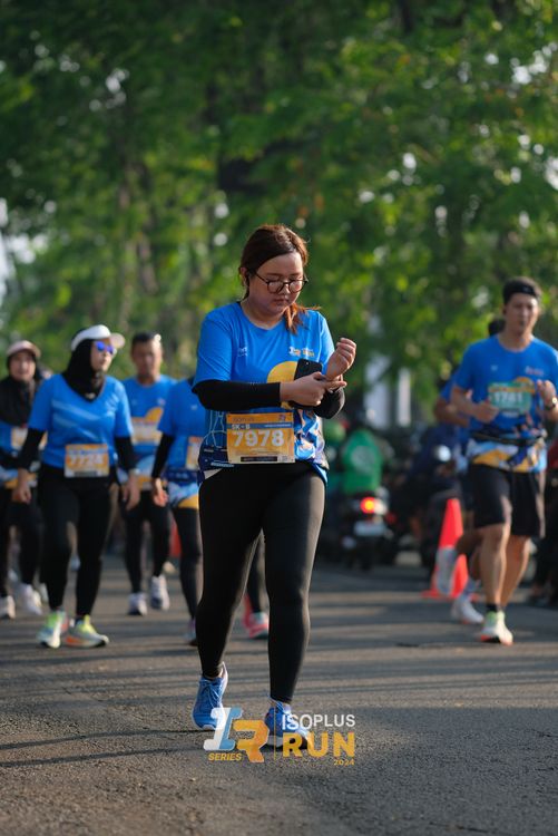 Race photo from Isoplus Run 2024 Surabaya