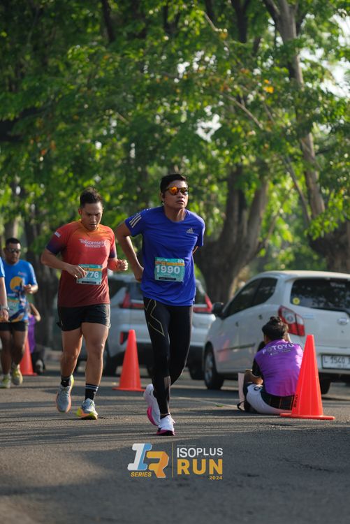 Race photo from Isoplus Run 2024 Surabaya