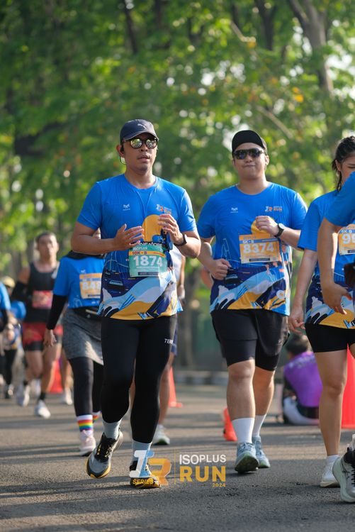 Race photo from Isoplus Run 2024 Surabaya