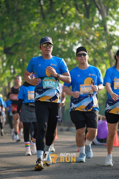 Race photo from Isoplus Run 2024 Surabaya