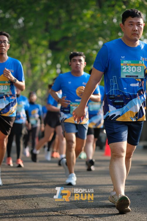 Race photo from Isoplus Run 2024 Surabaya