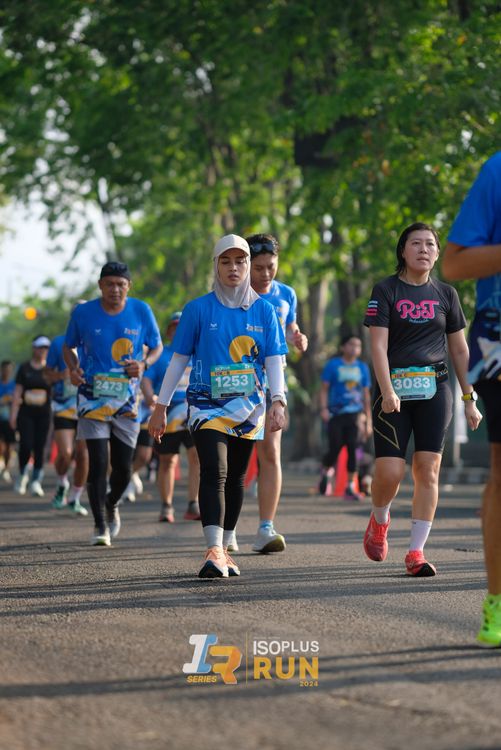 Race photo from Isoplus Run 2024 Surabaya