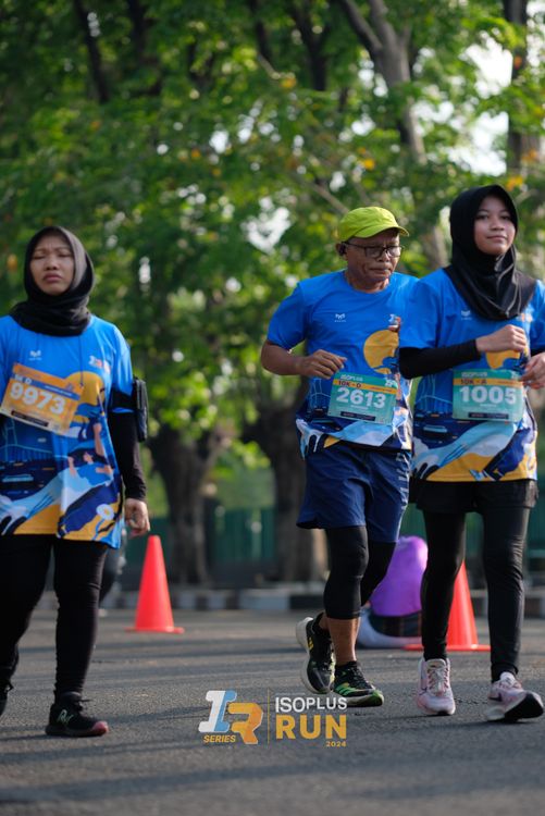 Race photo from Isoplus Run 2024 Surabaya