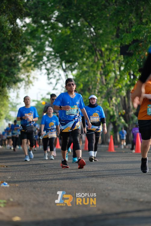 Race photo from Isoplus Run 2024 Surabaya