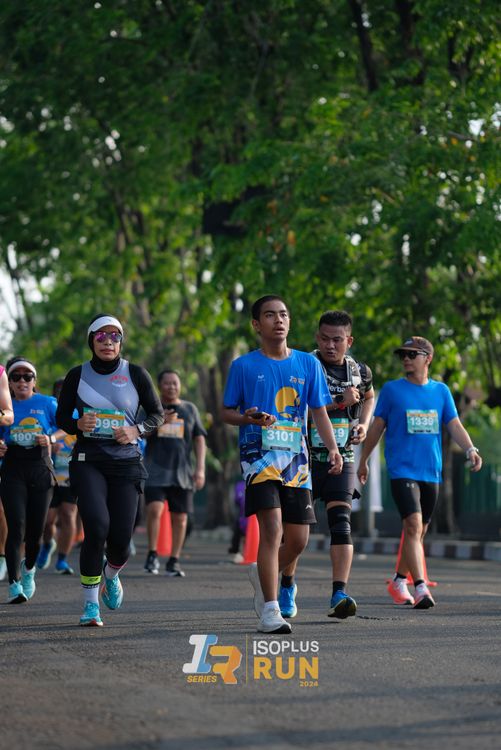 Race photo from Isoplus Run 2024 Surabaya