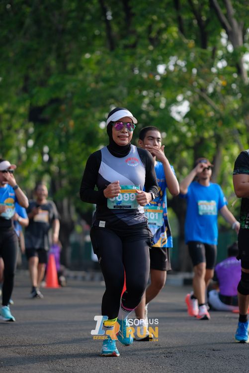 Race photo from Isoplus Run 2024 Surabaya