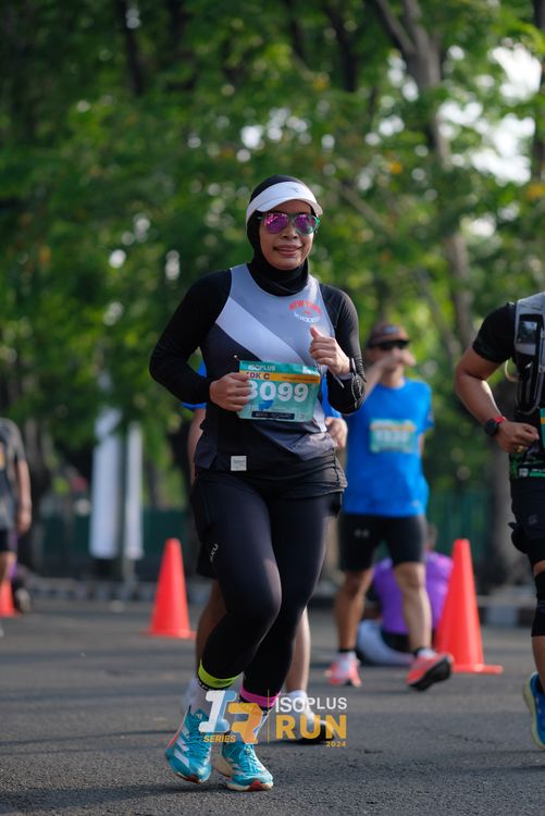Race photo from Isoplus Run 2024 Surabaya
