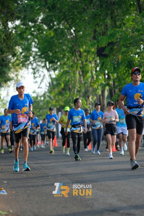 Race photo from Isoplus Run 2024 Surabaya