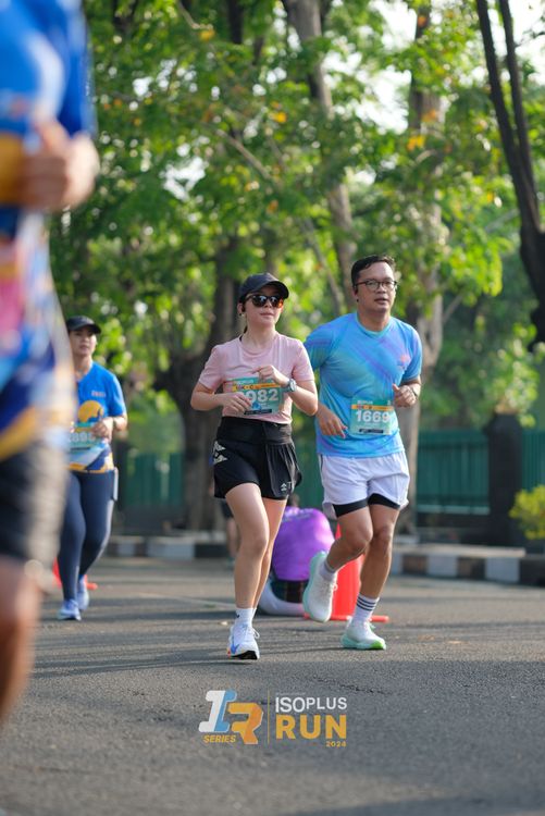 Race photo from Isoplus Run 2024 Surabaya