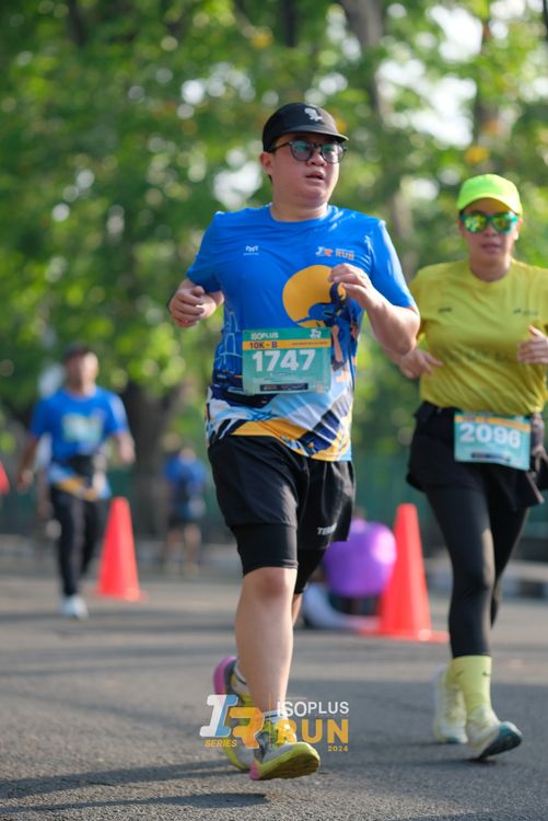 Race photo from Isoplus Run 2024 Surabaya
