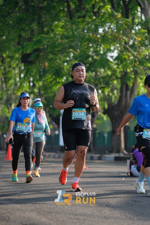 Race photo from Isoplus Run 2024 Surabaya