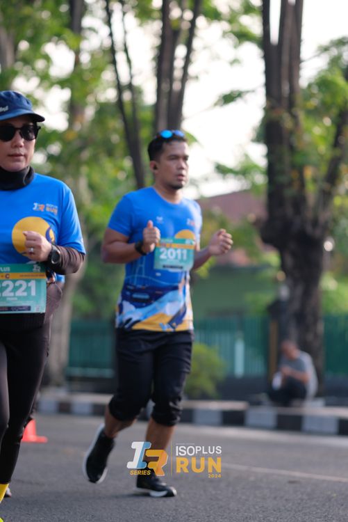 Race photo from Isoplus Run 2024 Surabaya