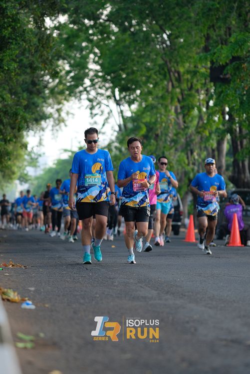 Race photo from Isoplus Run 2024 Surabaya