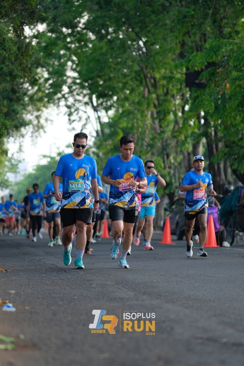 Race photo from Isoplus Run 2024 Surabaya